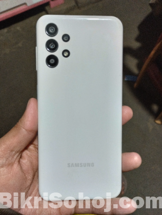 Samsung A13 একেবারে নতুনের মতই আছে